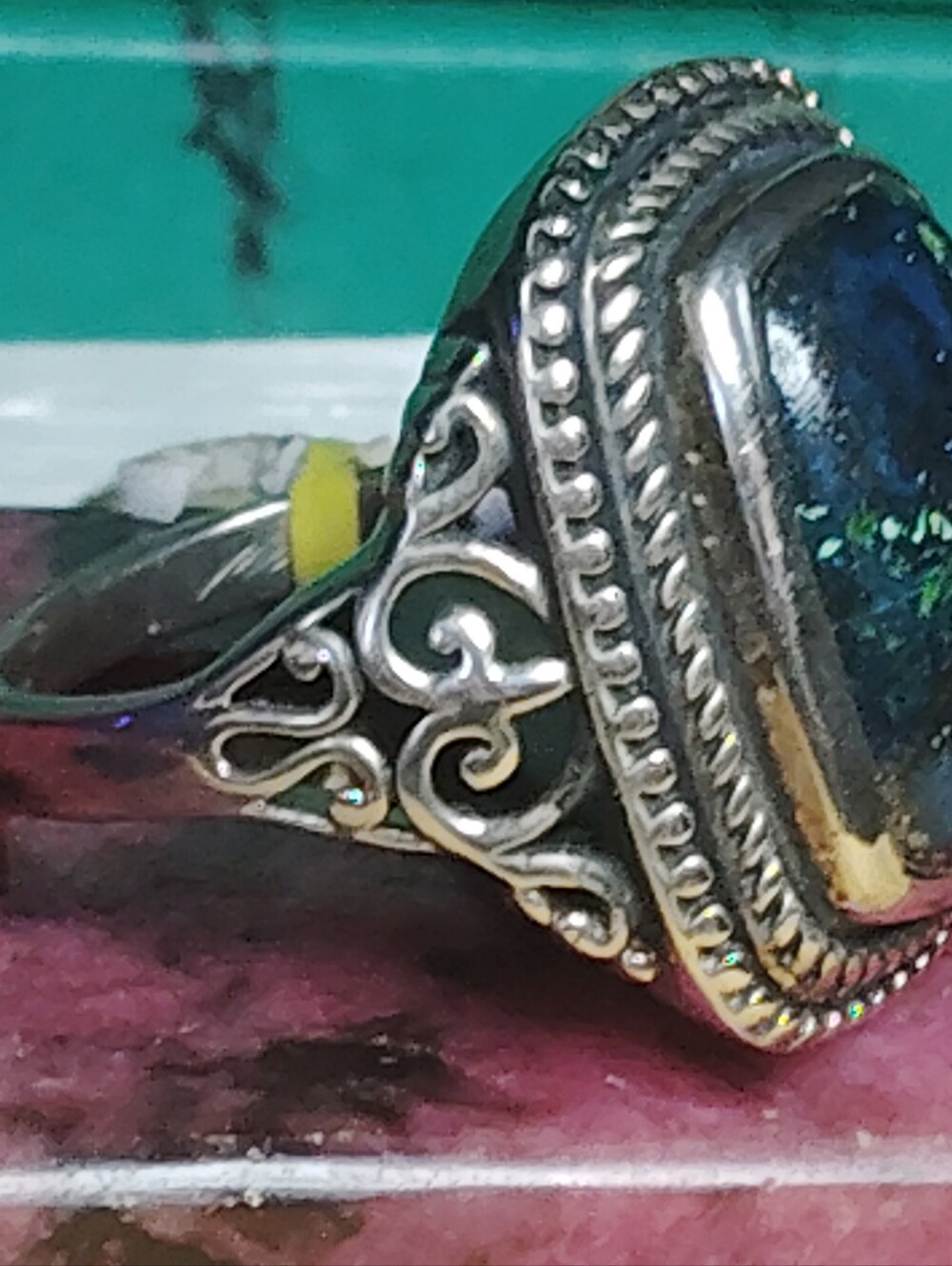 STRIKING SHATTUCKITE- 📌THICK SOLID STERLING SILVER RING. SIZE 6